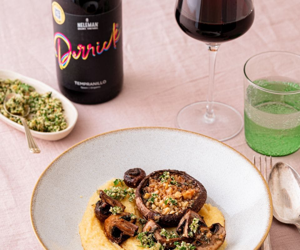 Wijn & spijstip: Polenta met portobello en walnoten & Derrick Tempranillo